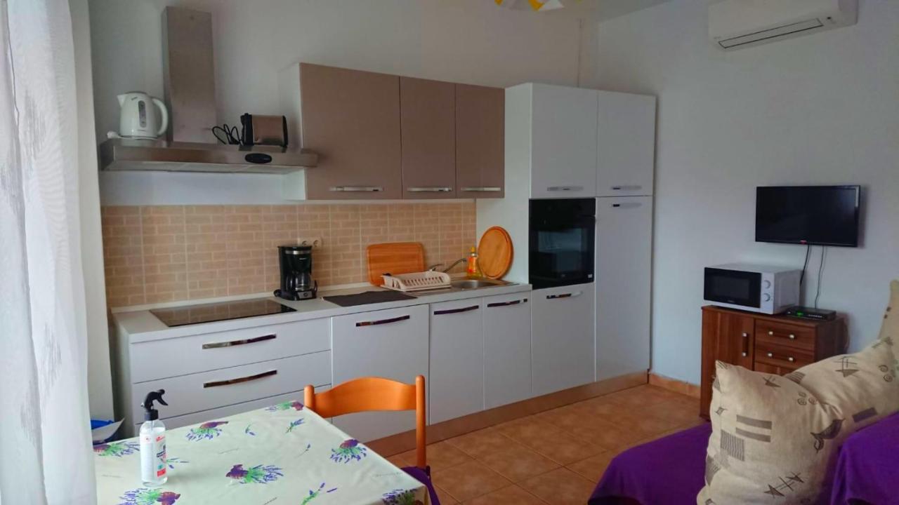 House Fantazija Villa Kampor Bagian luar foto